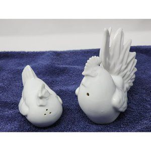 Vintage Porcelain White‎ Rooster And Hen Salt And Pepper Shakers